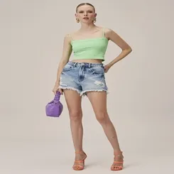 Short Jeans Relaxed Super Hing Lança Perfume