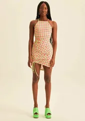 Vestido Curto Assimétrico