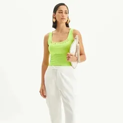 Blusa Sem Manga Decote U