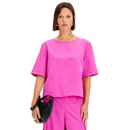 Blusa Basic Manga Curta Lança Perfume