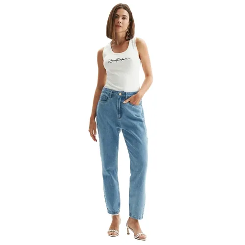 Calça Jeans Luna Mom Super High Lança Perfume