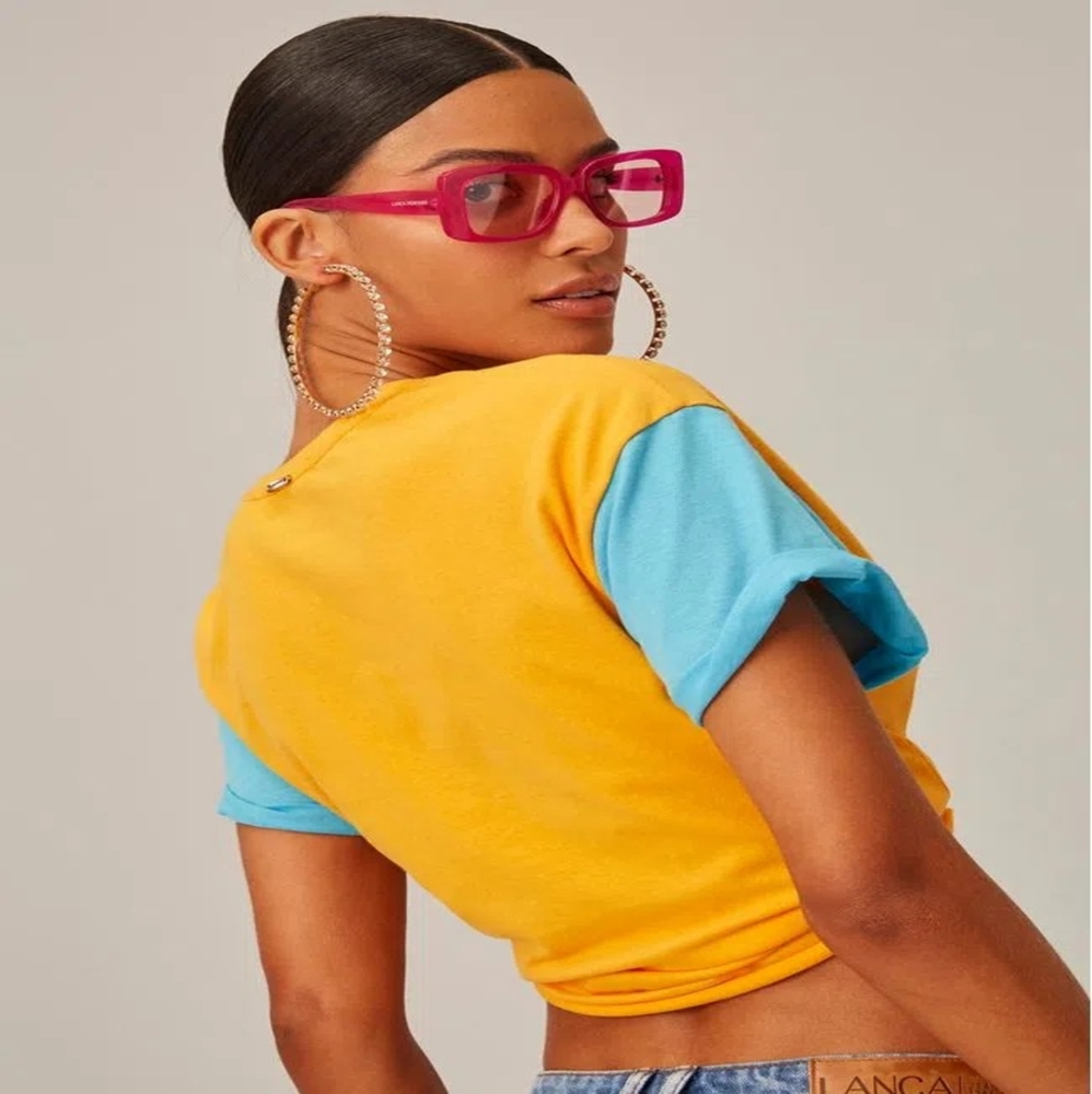 T Shirt Bicolor Com Estampa Lanca Perfume Laranja Pp T Shirt Bicolor Com Estampa Lanca Perfume Lanca Perfume